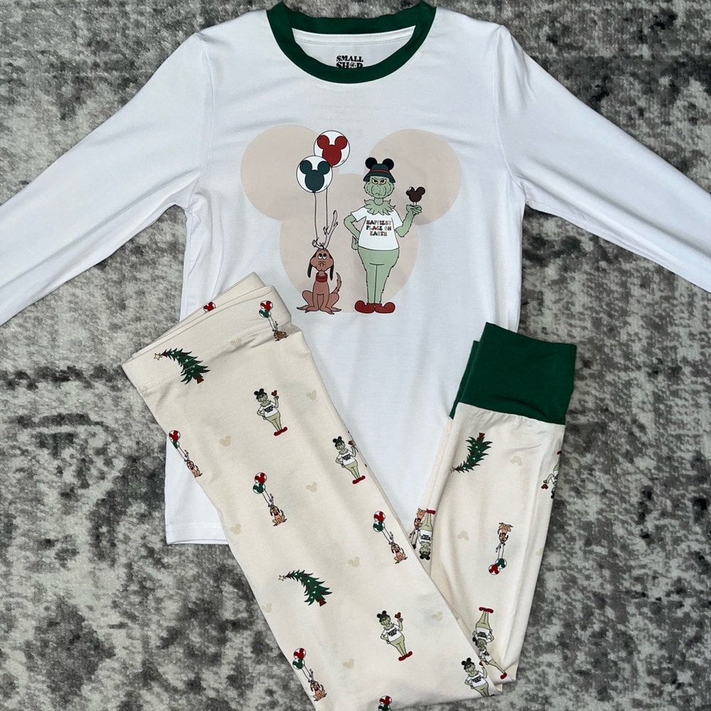 Small Shop After All The Grinch Bamboo Pajama Set